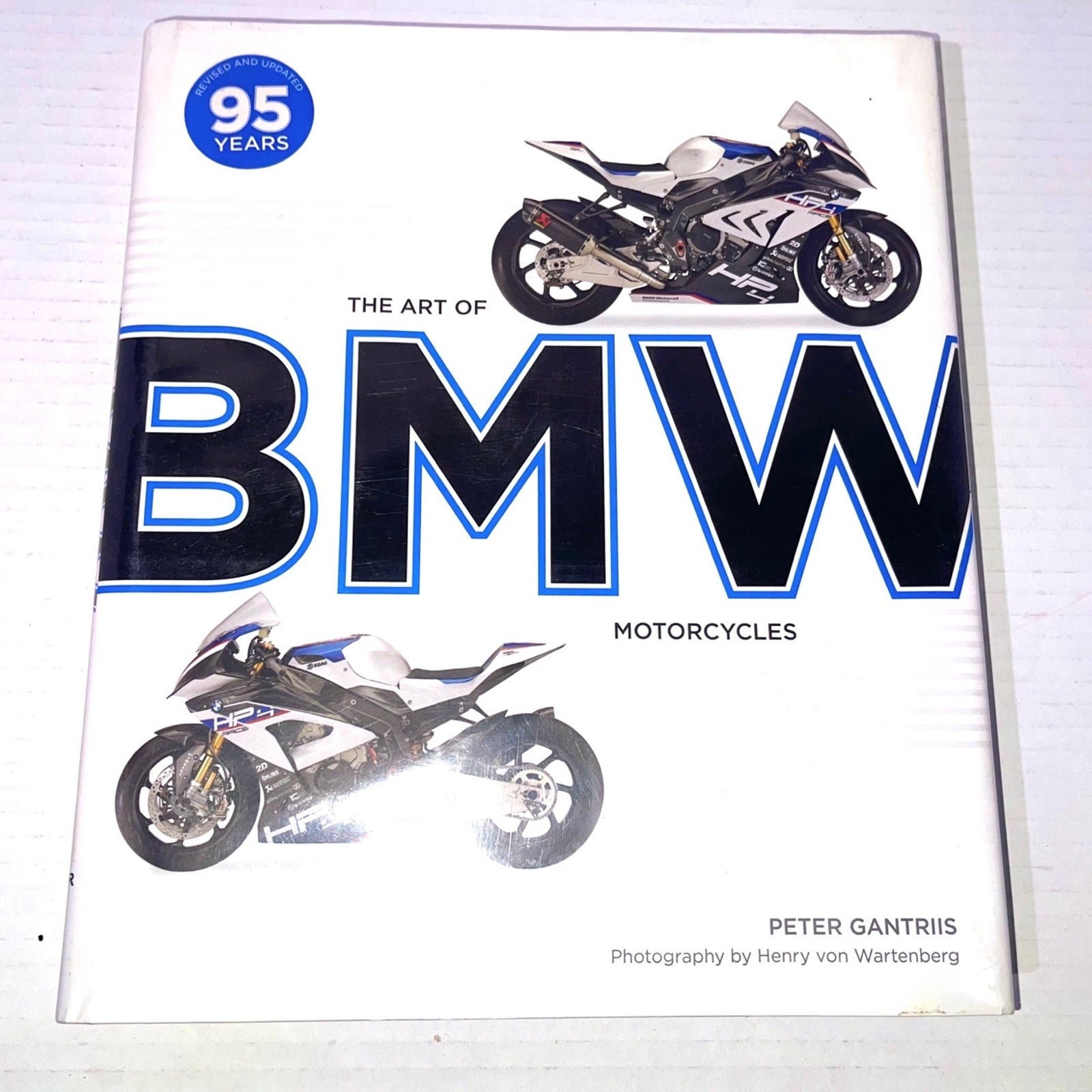 The Art of BMW Motorcycles Peter Gantriis HARDCOVER 2018 ISBN-10 0760361533